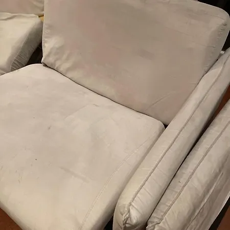 King Size Studio With Shared Bathroom *